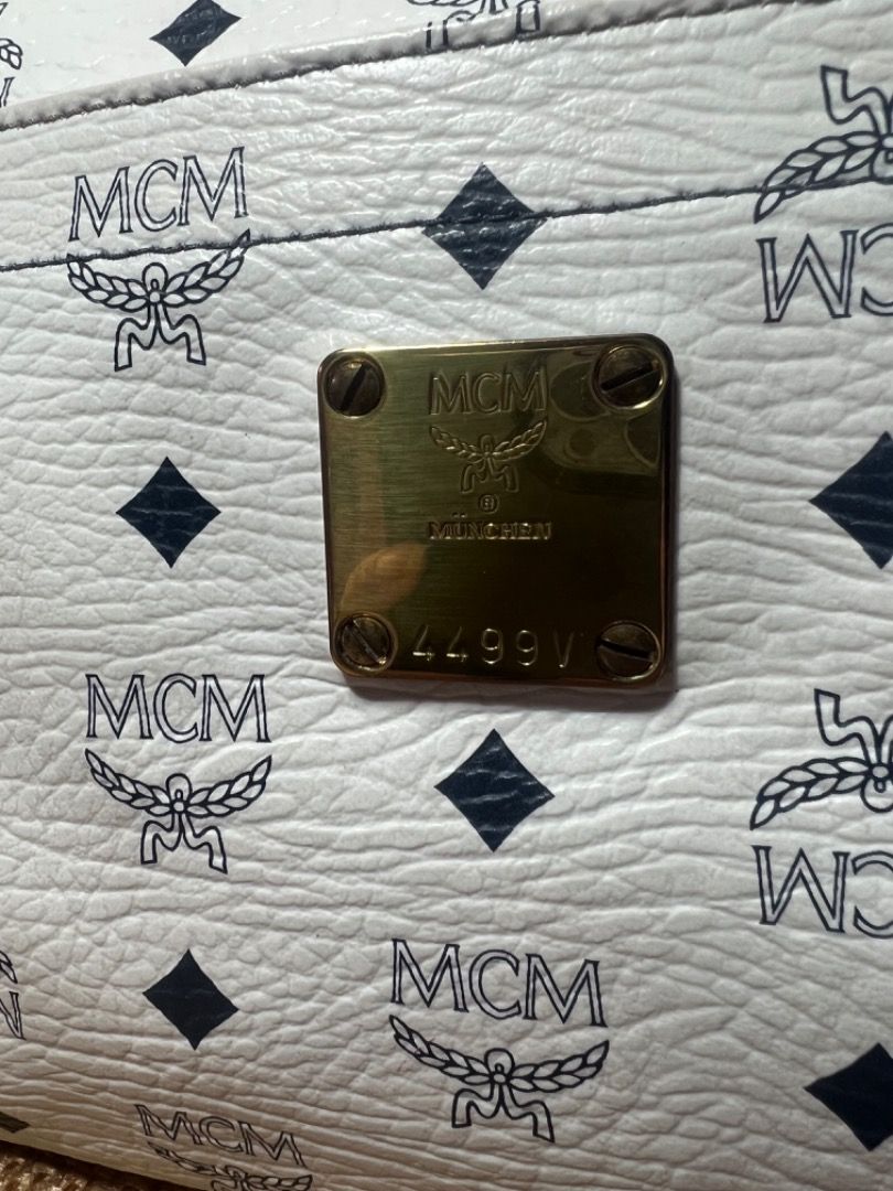 MCM Shoppers Bag (Category: Luxury Bags & Wallets) located in Makati City. Submitted by your_personal_shopper24 (Listing ID 1304782605, Image 2). Description: MCM shoppers bag made in germany from Japan.