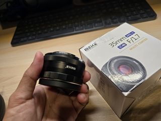 Meike 35mm f/1.7 Manual Focus Lens for Fujifilm X-Mount
