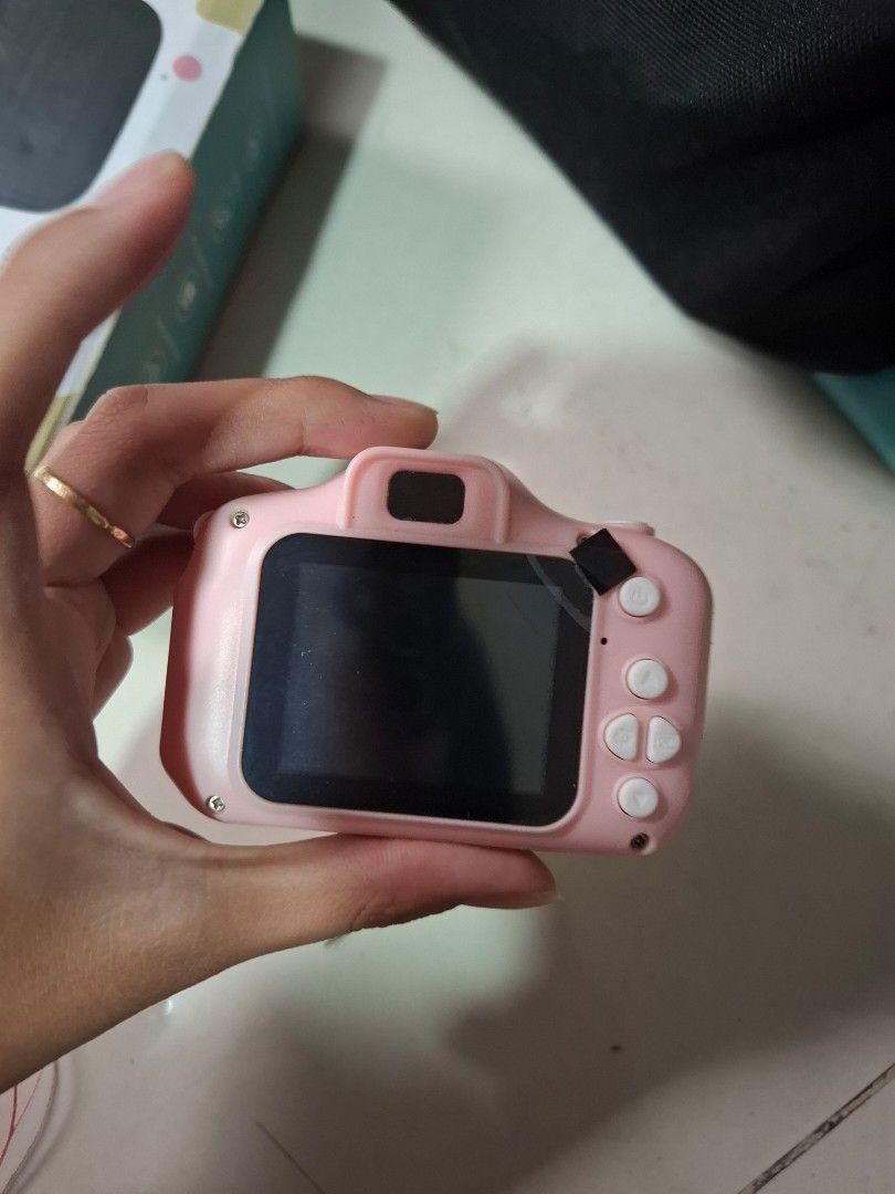 mini digi cam (Category: Cameras) located in Taytay. Submitted by rox.sell (Listing ID 1304784765, Image 2). Description: .