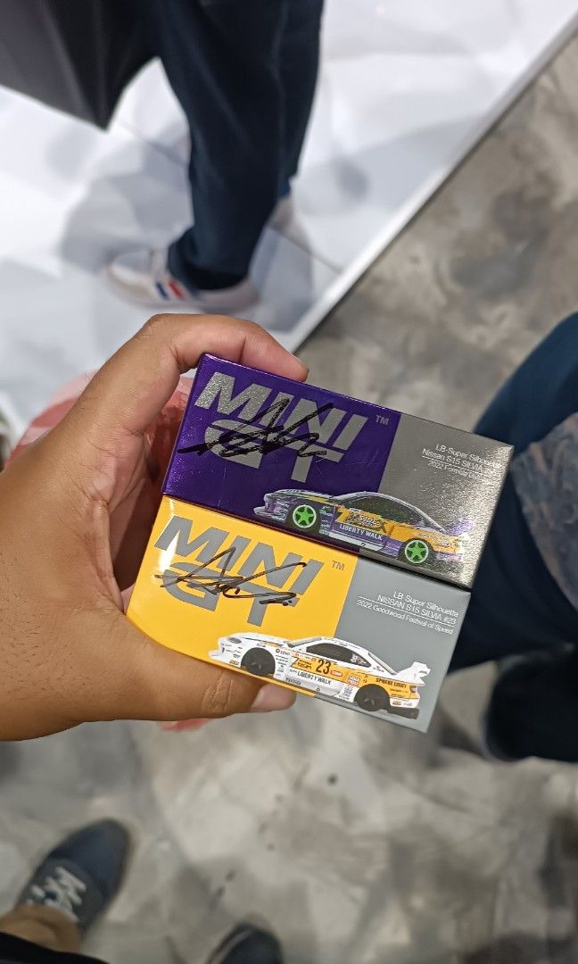 Mini GT x LBWK NISSAN SILVIA S-15 SIGNED BY GLEN CHOU, Hobbies & Toys ...
