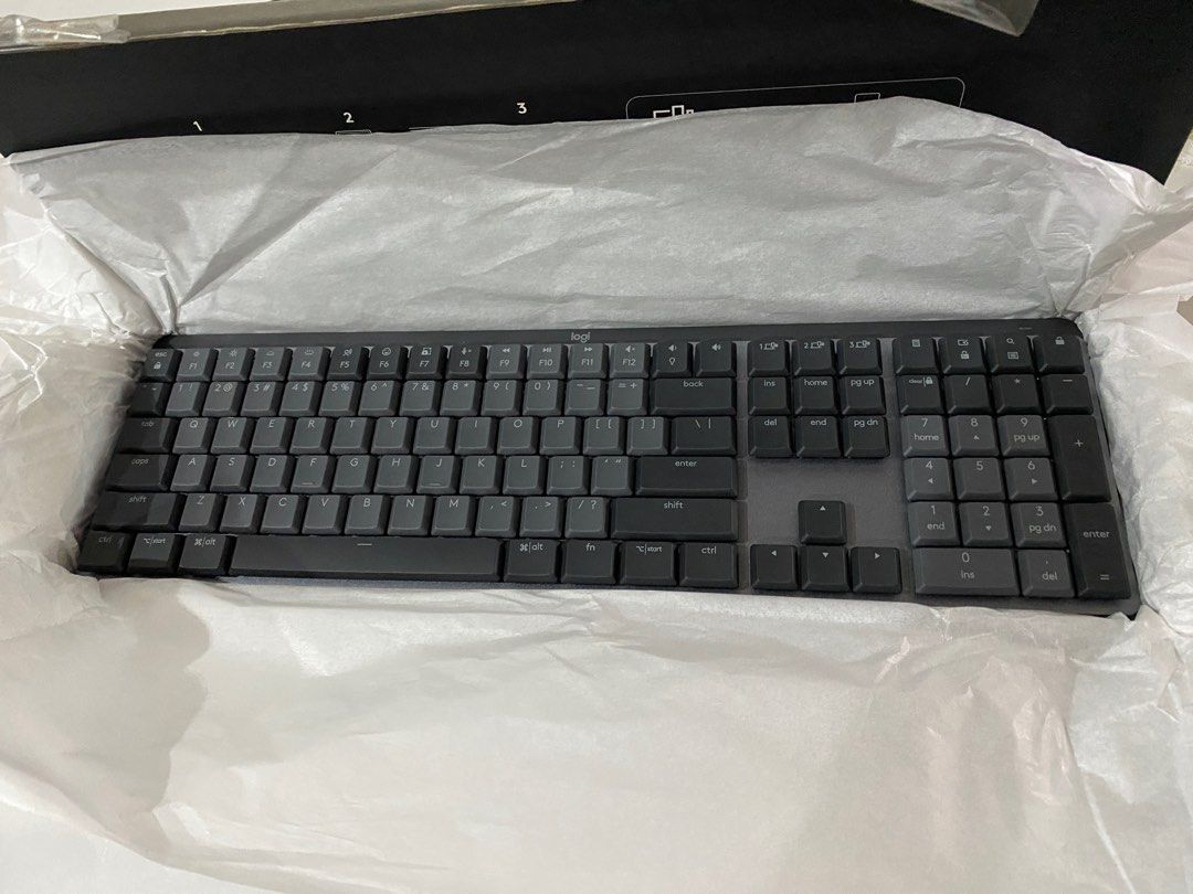 MX Mechanical (Category: Computer Keyboard) located in Kuala Lumpur. Submitted by hazro (Listing ID 1304621070, Image 3). Description: Like new condition Just bought on 28/3/24 Only used it for 2 weeks .