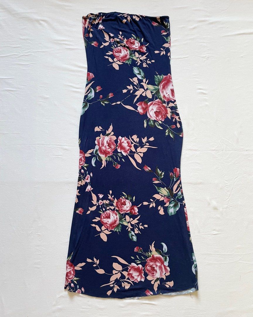 MY2. Dark Blue Floral Bodycon Dress, Women's Fashion, Dresses & Sets,  Dresses on Carousell