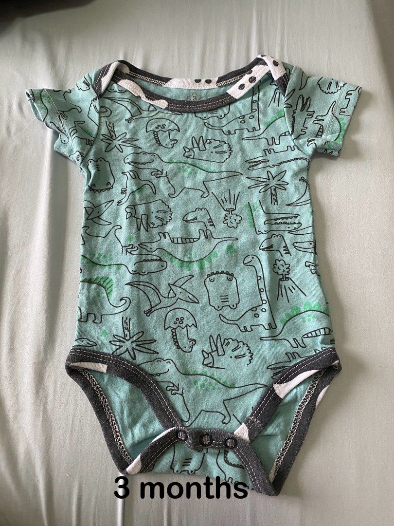 Newborn onesie (Category: Babies & Kids Fashion) located in Las Pinas. Submitted by ketshops (Listing ID 1304616429, Image 3). Description: 80 pesos each. In really good condition. Sizes are indicated below each photo.