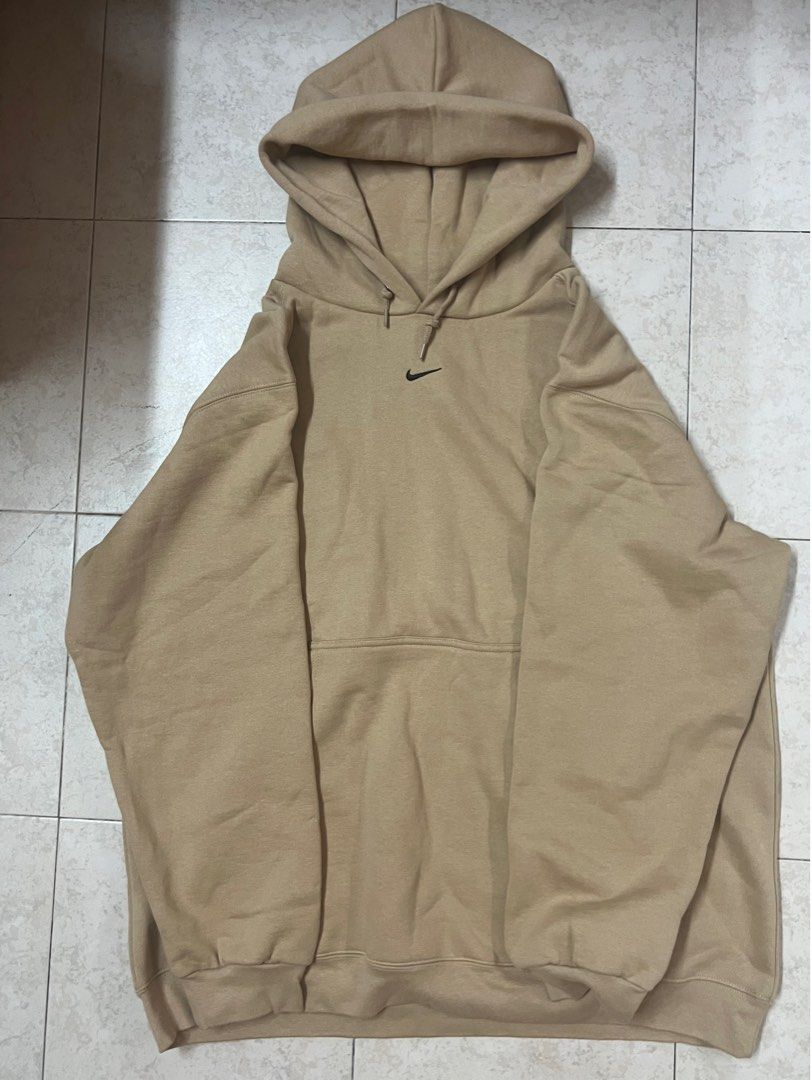 NIKE CENTER SWOOSH HOODIE Men s Fashion Tops Sets Hoodies on Carousell