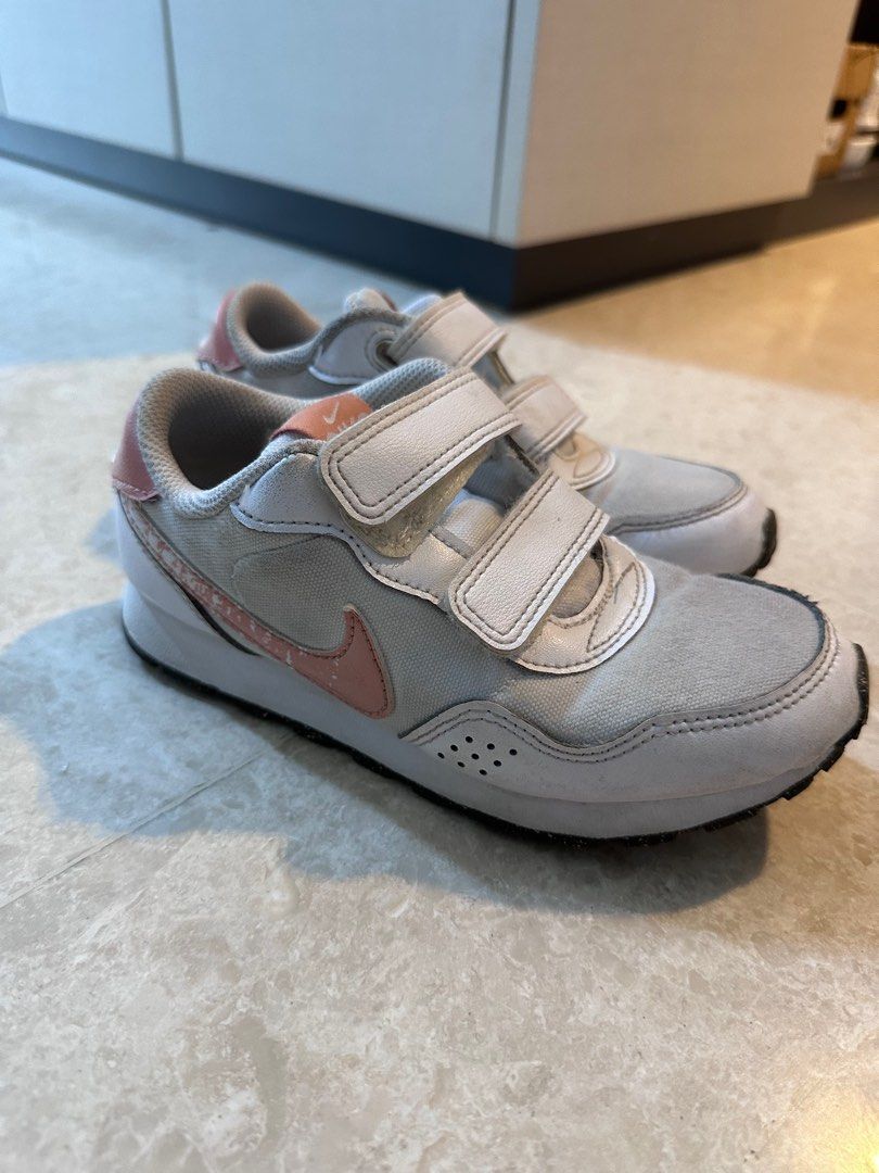 Nike kids shoe size UK 12.5 US 13C