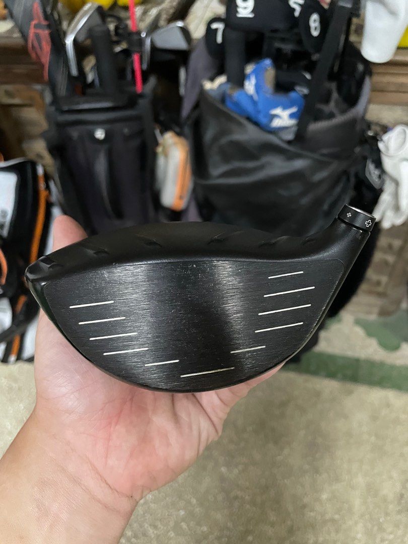 Ping G400 SFT head driver (Category: Golf) located in Manila. Submitted by kyleramooos (Listing ID 1304732219, Image 3). Description: Ping G400 SFT driver head 10 degrees adjustable With adaptor No headcover 10.5k.