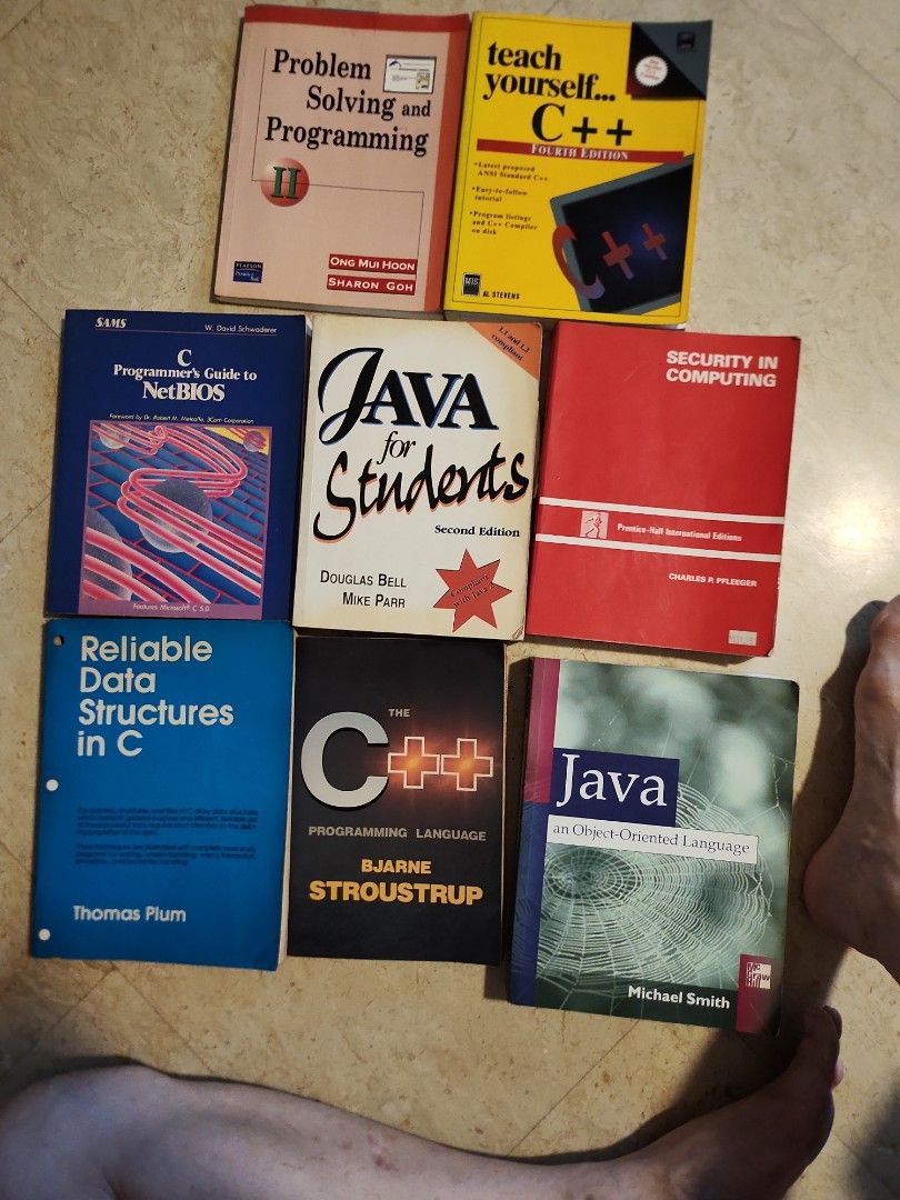 Programming books java, C++ (Category: Office & Business Technology) located in Singapore. Submitted by gohweepheng (Listing ID 1304650381, Image 1). Description: books on security, C++ Java etc.