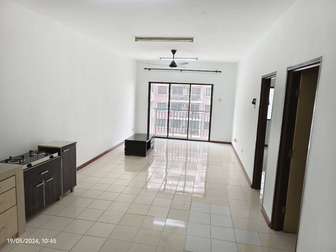 Puri aiyu condo shah alam. 3R+2B nears MSU, CSR , federal hiway