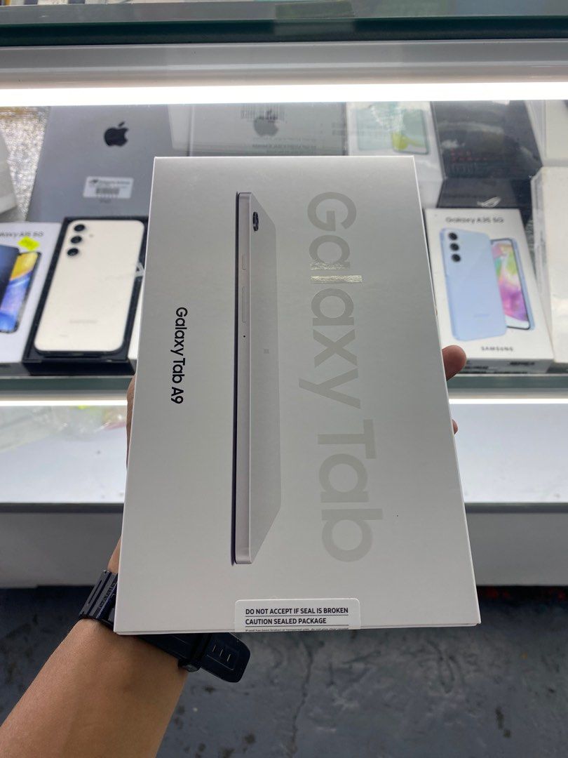 Samsung Galaxy Tab A9 4/64gb cellular (Category: Samsung) located in San Juan City. Submitted by rodelmarllemit (Listing ID 1304694944, Image 2). Description: Brandnew Samsung Galaxy Tab A9 cellular Rom: 64gb Ram: 4gb Color: Silver 1 year warranty Mode of Payment: •Cash •Bank Transfer •GCash & Pamaya Installment: •Credit Card •Ggives Facebook Page: •ASHLEY & LYN •JENNY TELECOM •Cash on Delivery •Shipping •Meet Up •Trade In You can visit our Physi
