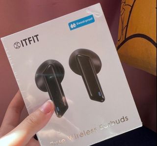（分類：）位於 。 由 chloe_eeeeeeee 提交（商品編號 1304734635，圖片 1）。簡介： 。