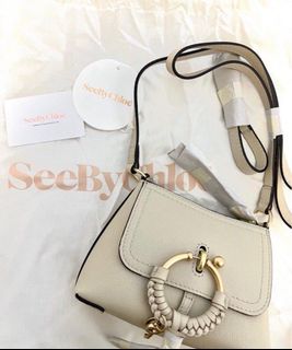 （分類：）位於 。 由 3eethy_k 提交（商品編號 1304664012，圖片 1）。簡介： 。