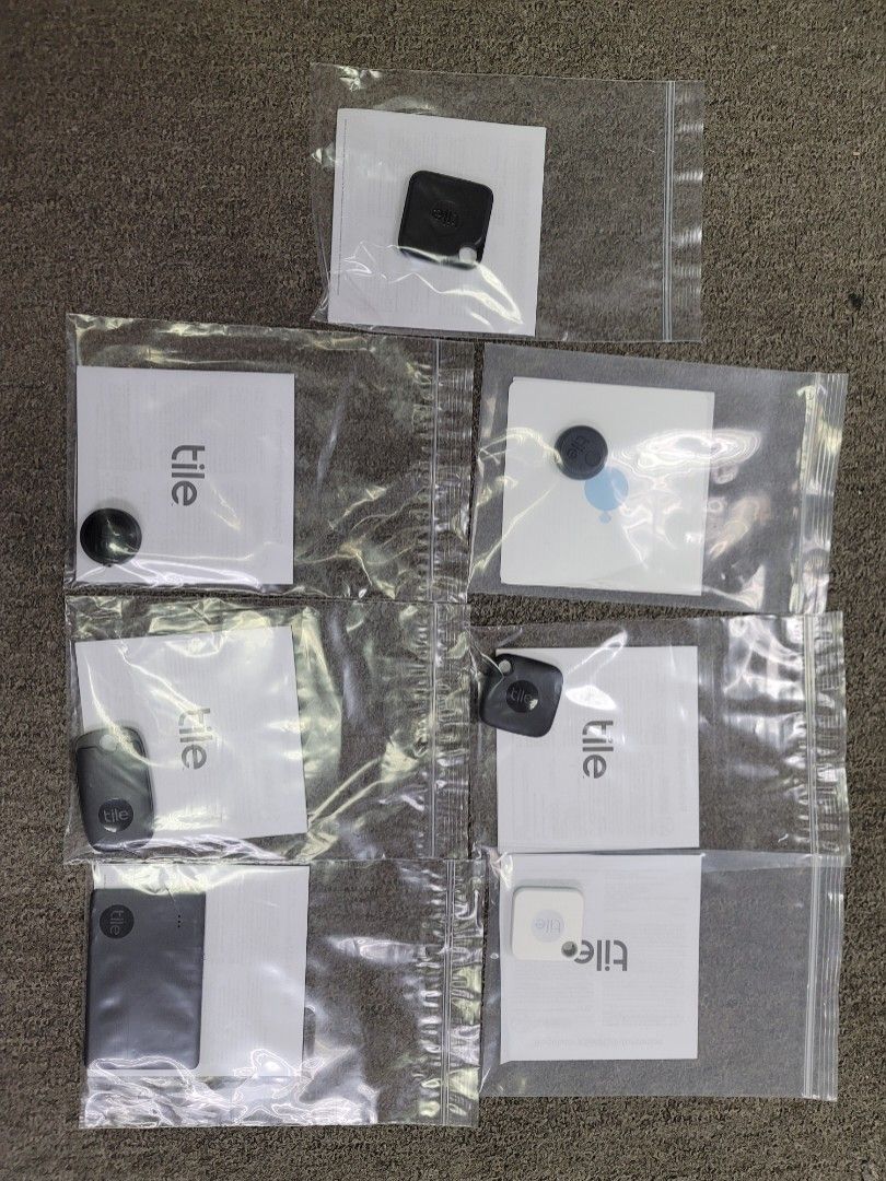Tile tracker （分類：其他）位於 Hong Kong。 由 kt_gadget 提交（商品編號 1304643901，圖片 1）。簡介： Tile Tracker start from $80 Brand new/Never Used/ Bulk Pack。