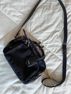 (Category: ) located in . Submitted by prettythings___ (Listing ID 1304663263, Image 1). Description: .