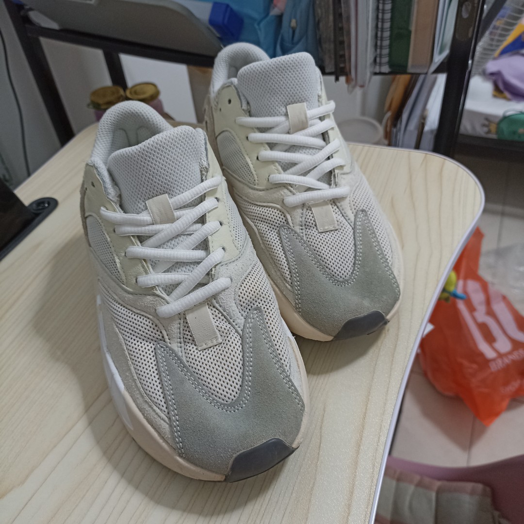 Yeezy 700 V1 Analog // 23cm, Women's Fashion, Footwear, Sneakers ...