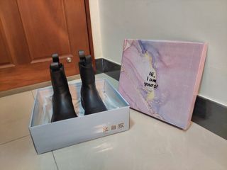 由 zitzibee14791 (刊登 ID 1304935596，圖片 1) 提交，位於 的 (類別：)，說明：。