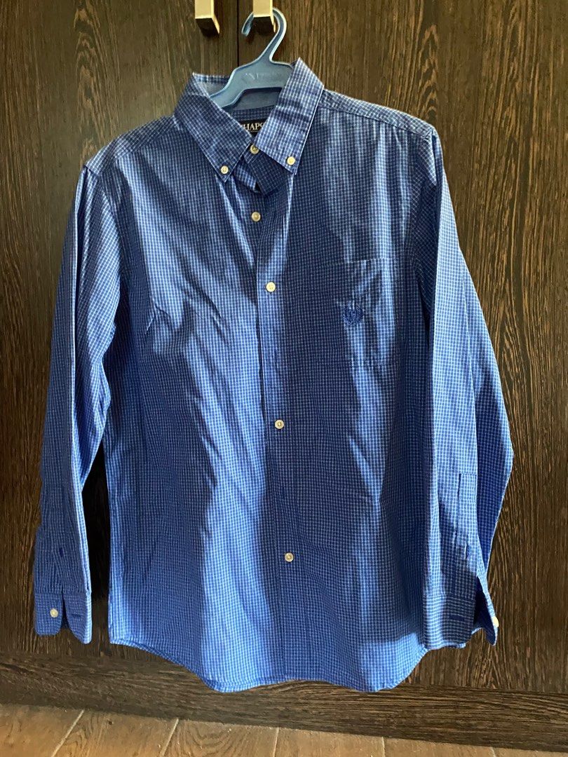 Blue Long Sleeves / Button-up (Category: Formal Shirts) located in Muntinlupa City. Submitted by doctornyar (Listing ID 1304886083, Image 1). Description: Brand: Chaps Shoulder to shoulder - 18 inches Width - 22.5 inches Length - 29 inches Nego.