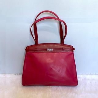 Braun Buffel Crimson Red Leather Shoulder Bag