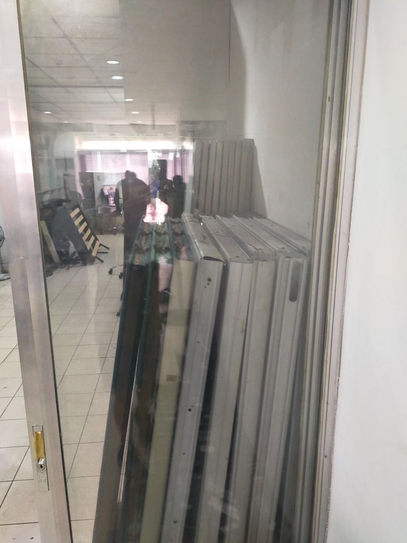 Call center Partition Panels, Furniture & Home Living, Office Furniture ...