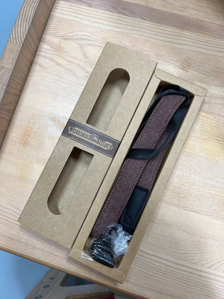 Camera Strap (Category: Camera Bags & Carriers) located in Singapore. Submitted by seoul.city (Listing ID 1304846028, Image 1). Description: • adjustable length • cloth material • brand new in packaging! SELF-COLLECTION @ bishan Other places can be discussed! Mailing to be covered by buyer (additional costs).