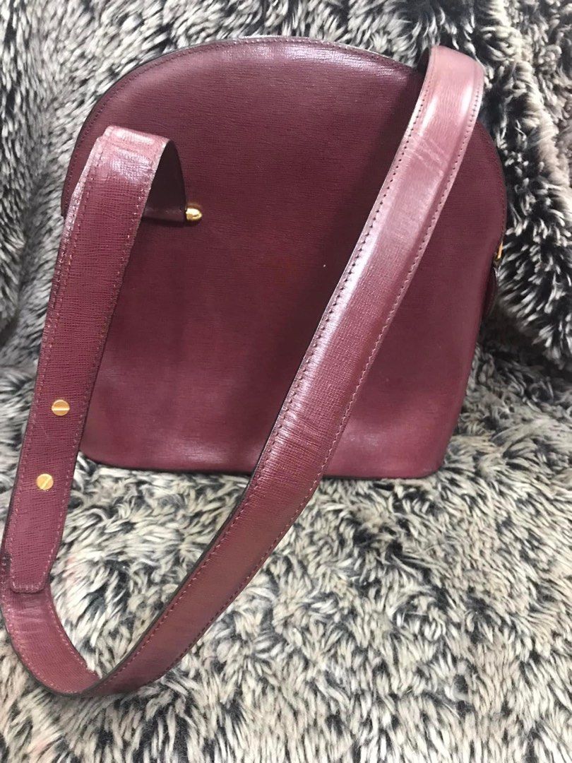 cartier (Category: Luxury Bags & Wallets) located in Manila. Submitted by japanluxpallete (Listing ID 1304927213, Image 3). Description: .