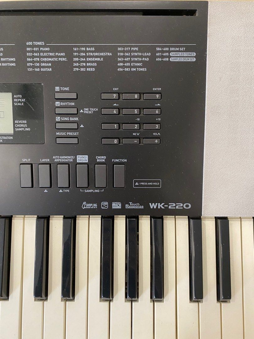 CASIO WK220 Piano Keyboard, Hobbies & Toys, Music & Media, Musical