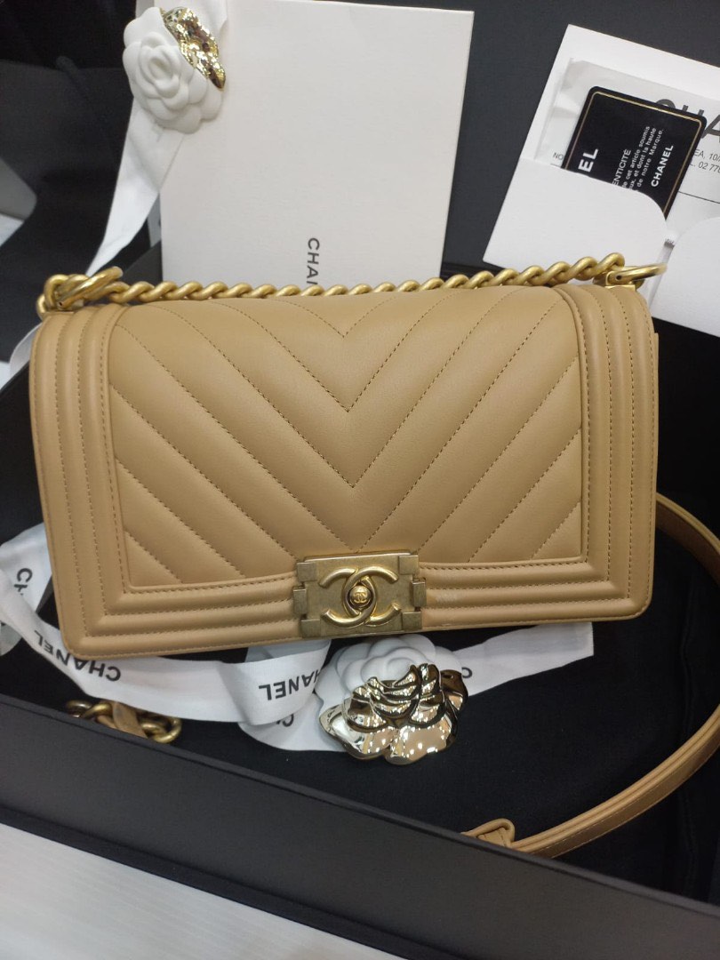 Chanel Boy Chevron Old Medium Women s Fashion Bags Wallets Purses Pouches on Carousell