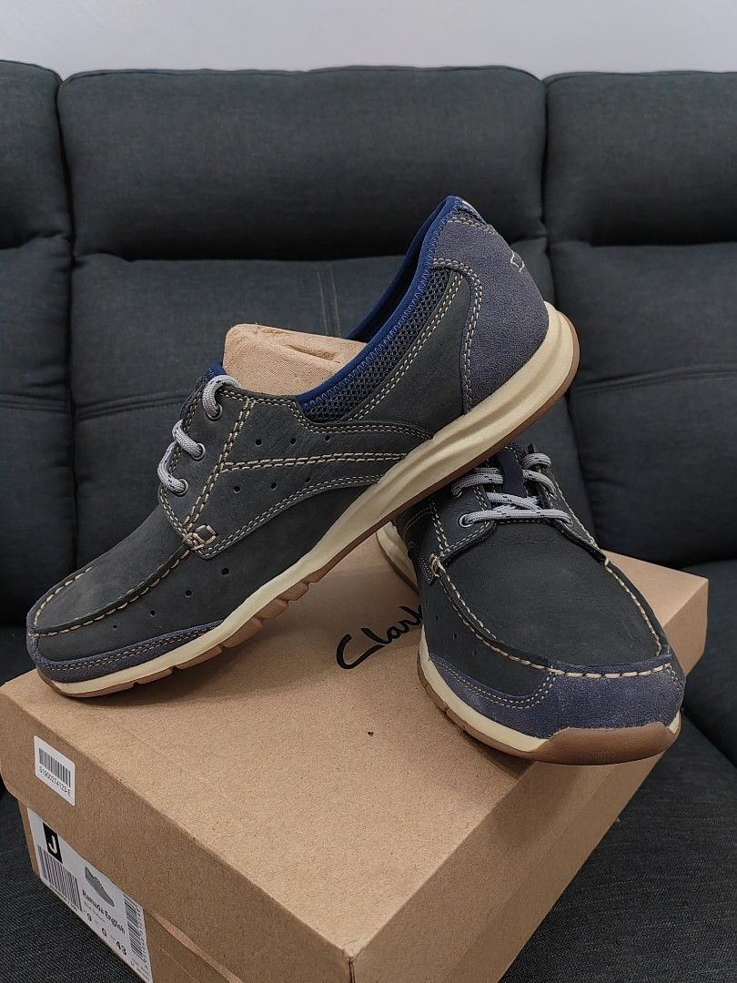 Clarks armada top