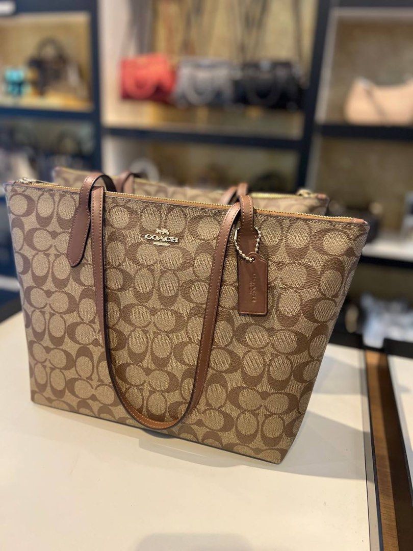 Coach sig city zip tote shop