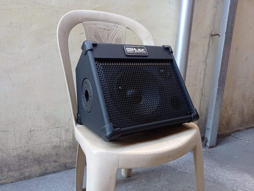 Coolmusic Multi-functional Portable Speaker for Busking (Category: Soundbars, Speakers & Amplifiers) located in Quezon City. Submitted by ronaldvincentcalderon120 (Listing ID 1304871513, Image 1). Description: Coolmusic Portable Multi-functional Speaker BP40 2 inputs for mic and guitar Bluetooth For Busking, Room Practice Price: 8,500 Location: Panghulo, Malabon.