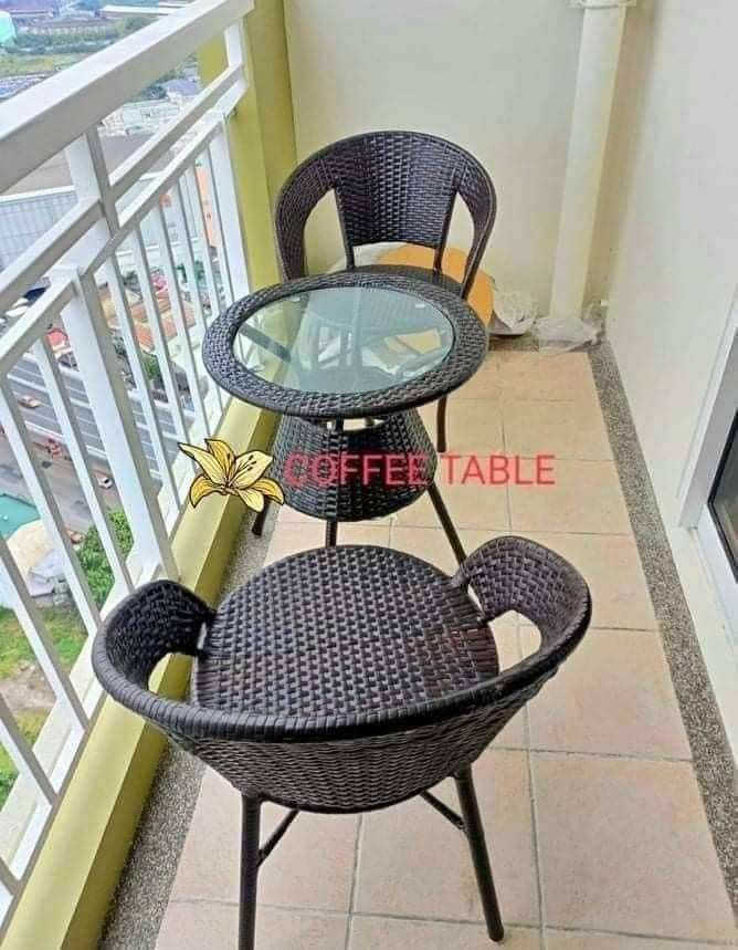 Cozy coffee table set (Category: Tables & Sets) located in Manila. Submitted by saguittarian06 (Listing ID 1304946546, Image 1). Description: ₱8500 Cozy Coffee Table Set 2 seater 09674865453 Super Sale ‼️‼️ Imported rattan weave materials With glass center table Can be place Indoor & Outdoor High quality.