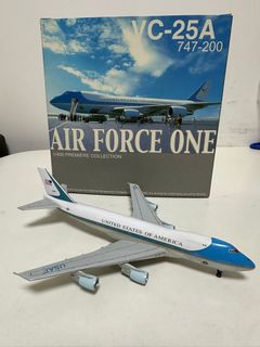 （分類：）位於 。 由 heidishek2 提交（商品編號 1304869341，圖片 1）。簡介： 。