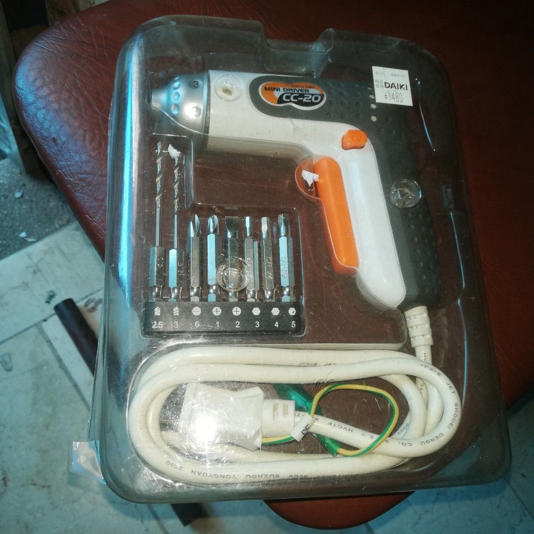 Electric mini screwdriver, takagi (Category: Construction Tools & Equipment) located in Paranaque City. Submitted by 4thestate.surplusan (Listing ID 1304913197, Image 1). Description: An electric mini screwdriver cc20 earthman series, takagi. Pls see description on pics..