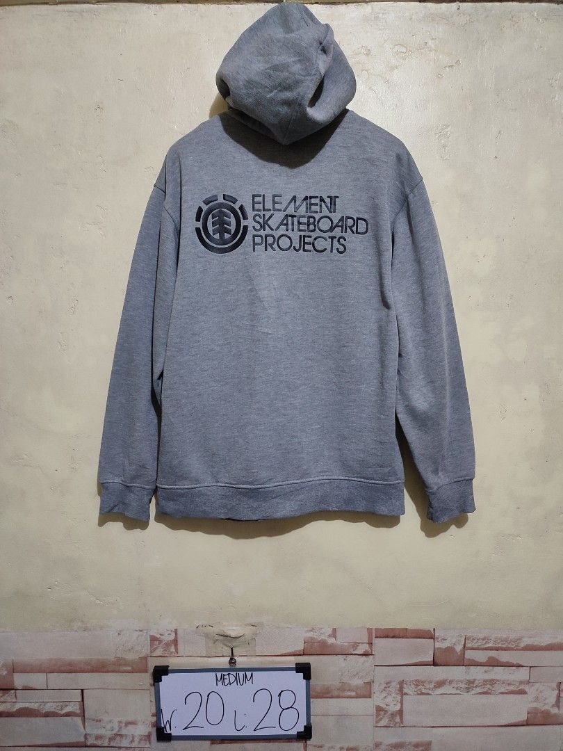 Element x reebok hoodie (Category: Hoodies) located in Davao. Submitted by hippiehappy420 (Listing ID 1304835689, Image 2). Description: element x reebok hoodie medium to large very good condition we ship nationwide negotiable see photos for more details visit my profile for more available listings tshirt shorts caps hoodies jeans jogger polo shirt etc..
