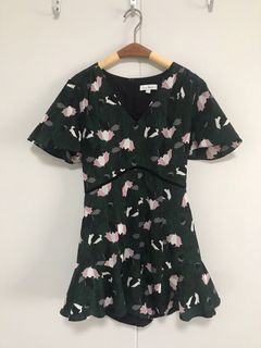 (Category: ) located in . Submitted by doubledenim (Listing ID 1304890189, Image 1). Description: .