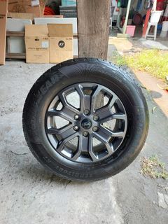 For Sale 1pc 2023 FORD RANGER WILDTRAK MAGS & TIRES pang spare niyo po GOODYEAR TIRES 255/65R18
SIZE 18 
6 HOLES PCD 139
2023 PRODUCTION DATE
PHP 10k 1pc mags tires
LOCATION:MEYCAUAYAN BULACAN