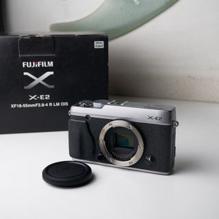 Fujifilm X-E2 (with issue) body only / xe2 silver