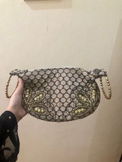 Gold vintage purse/clutches/bag