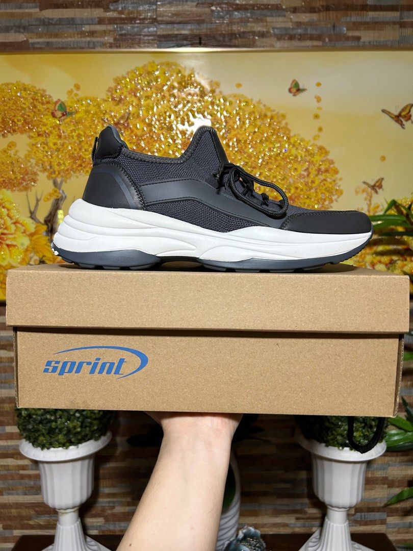 HALLAND SPRINT SHOES Men s Fashion Footwear Sneakers on Carousell