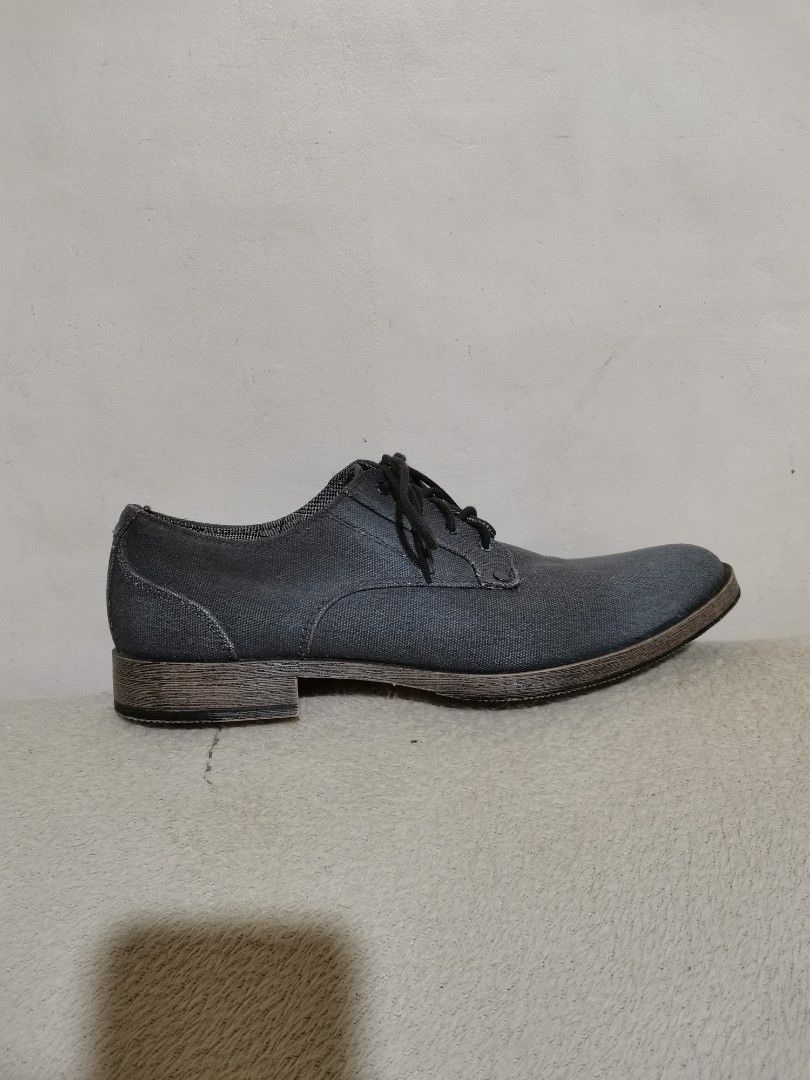 H&m casual shoes deals
