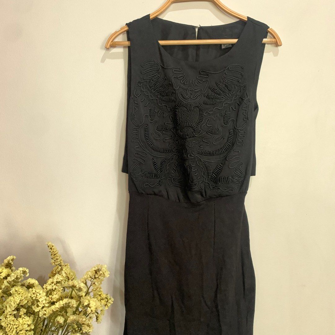 H&M USA Black Embroidered Dress, Women's Fashion, Dresses & Sets, Dresses  on Carousell