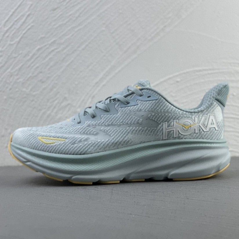 HOKA ONE ONE Clifton 9 cloud blue brand new full set original