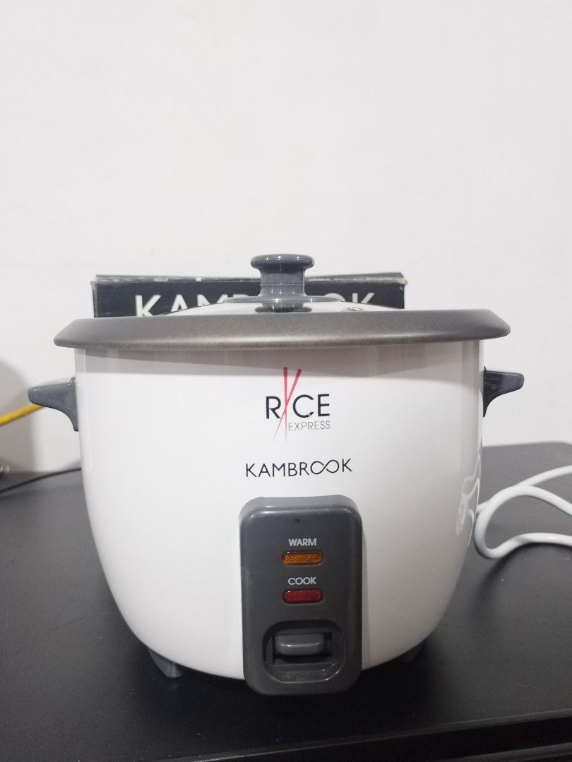 Kambrook Rice Express 5 Cup Rice Cooker (Category: Cookers) located in Taytay. Submitted by mikz_1303 (Listing ID 1304872996, Image 3). Description: Kambrook Rice Express 5 Cup Rice Cooker Mall Pullout Use as display unit With box 220V Php 1,500 Pm me for more info...