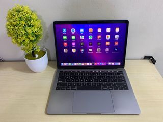 MacBook Pro 2016 13-inch Core i5 8gb Ram 512gb Storage (touchbar)