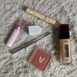 Makeup Bundle + FREE MAKEUP BAG & SPONGE