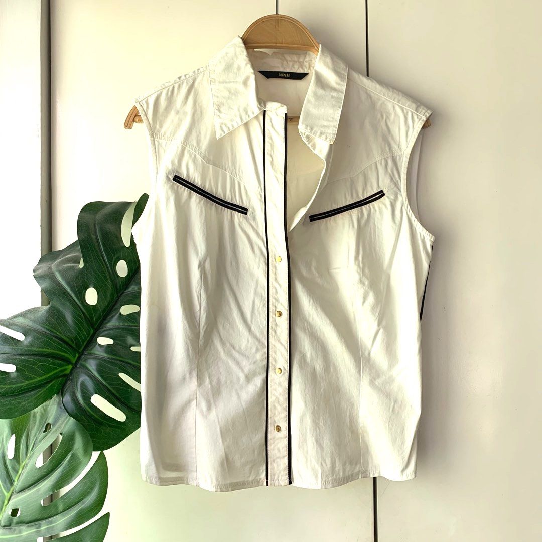 Mango Collar Buttondown (Category: Blouses) located in Manila. Submitted by coolandchic (Listing ID 1304912857, Image 1). Description: .