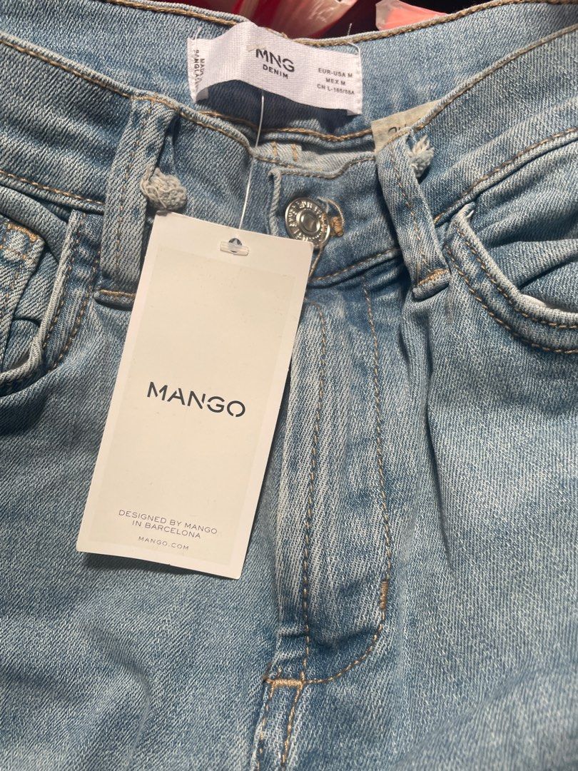 Mango New Moms Confort High Rise Jeans (Category: Jeans) located in Taguig. Submitted by skyjed15 (Listing ID 1304808919, Image 3). Description: Jeans Newmom comfort high rise Denim style cotton fabric. Elastic. Medium. High waist. Mom-fit. Ankle brace. Five pockets. Loops. Zip and one button fastening. Size- 24 to 26 Ultra stretch .