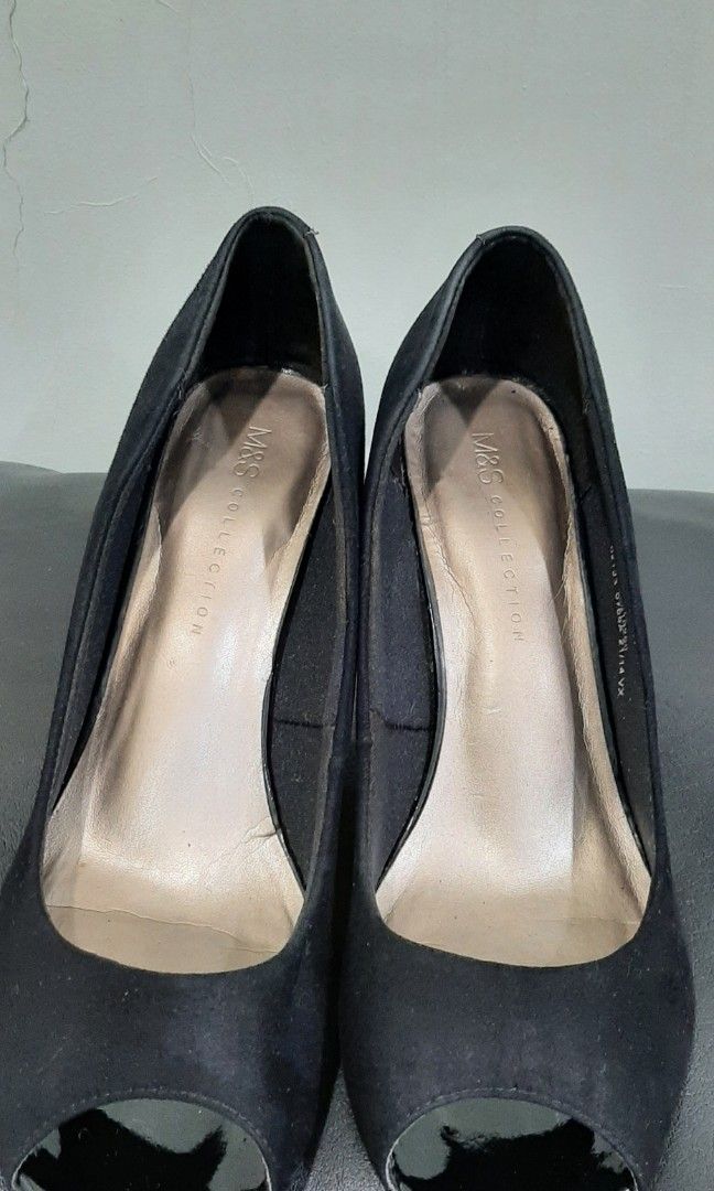 Mark & Spencer Black Peep Toe Heels (Category: Heels) located in Pasig City. Submitted by itsdeclutter_time (Listing ID 1304865015, Image 1). Description: size UK6 very good used condition mop: gcash/bpi sf c/o buyer pick up: taguig/pasig no box.