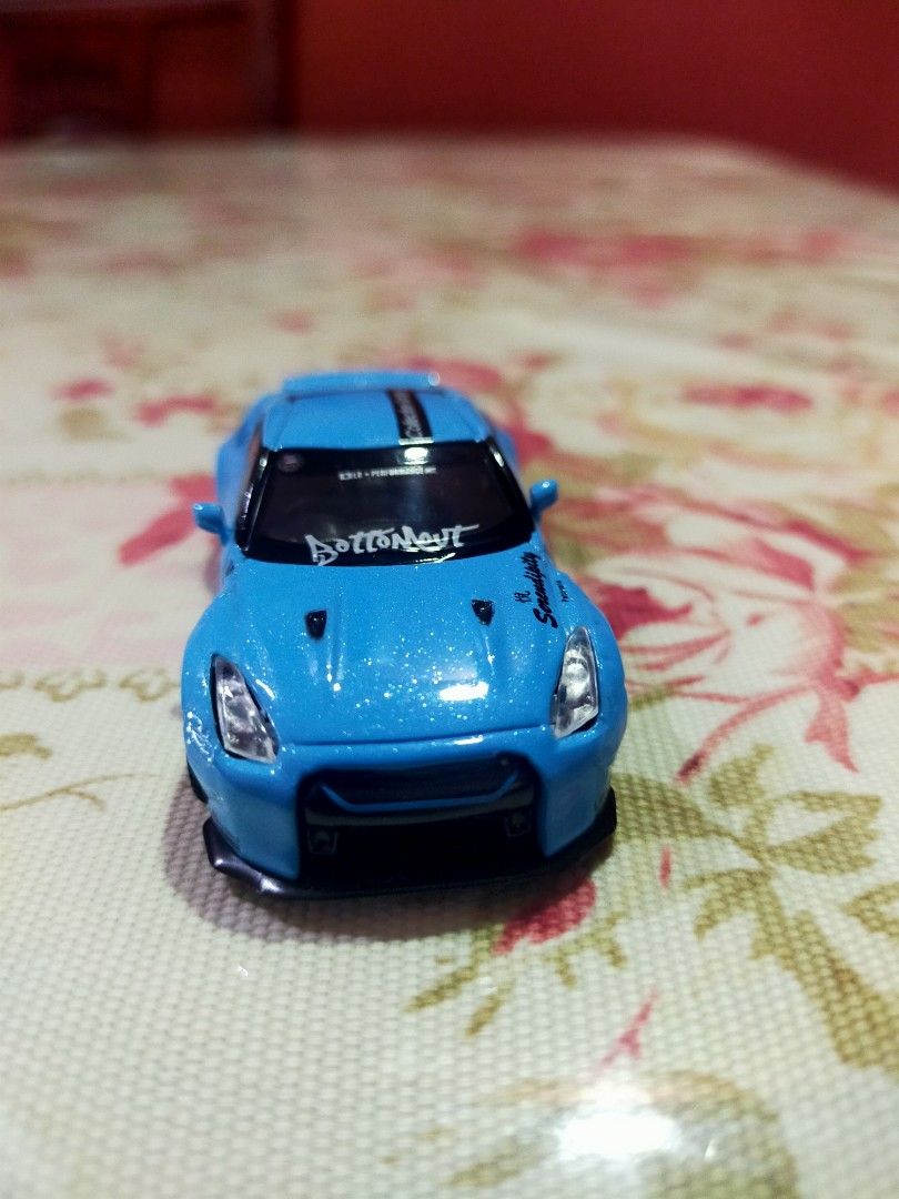 MINI GT #184 LBWK Nissan GT-R R35 Type Baby Blue Macau