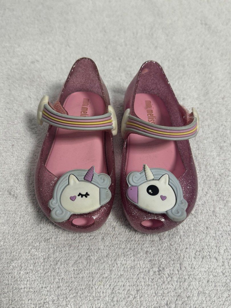 Mini Melissa unicorn Usa7 (Category: Babies & Kids Fashion) located in San Fernando. Submitted by ceeem10 (Listing ID 1304916479, Image 1). Description: No box.