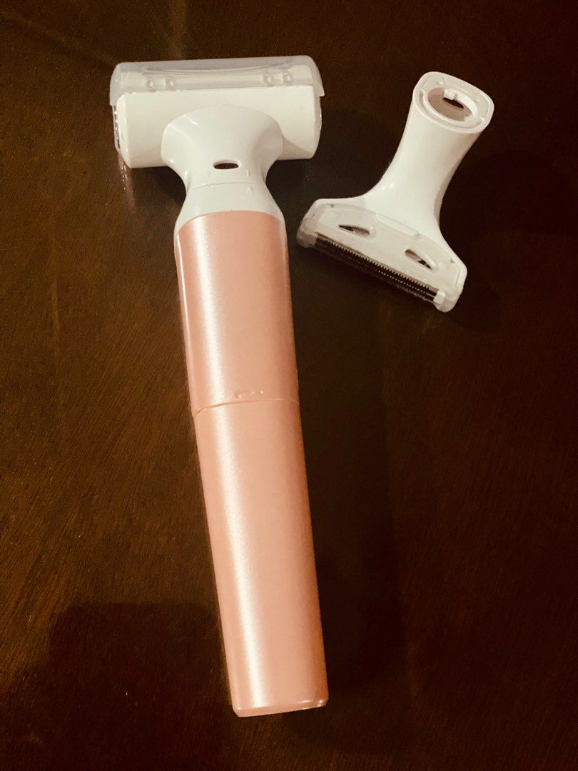 Miniso Epilator (Category: Hair) located in Manila. Submitted by narsg (Listing ID 1304869610, Image 2). Description: 💞Preloved💞 once lang ginamit ng asawa ko sa balbas at bigote nia hahah more on pang girl eto.. :) para sa legs and underarm hair :) 🚫no box na po pla ito. d kasi kami nagtatabi ng box sa bahay.. inaanay kasi ung mga box.. .